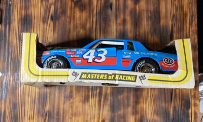 Richard Petty #43 STP Masters of Racing American Plastic Toys