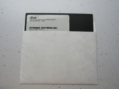 SEHR SELTEN TRS-80 32K ZORK THE GREAT UNDERGROUND EMPIRE TEIL I 5,25'' FLOPPY UNBENUTZT