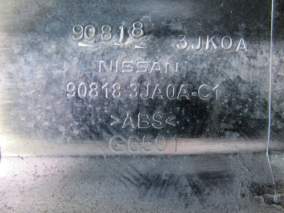 INFINITI QX60 2014-2015 PORTÓN TRASERO INFERIOR CROMADO MOLDURA 90818-3JK0A Foto 3 de 4