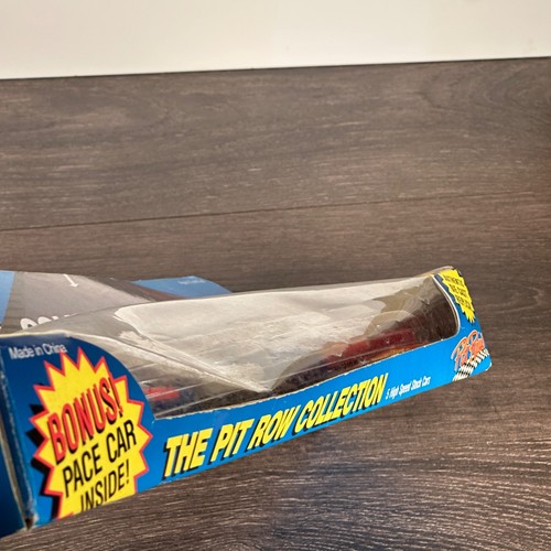 The Pit Row Collection Stock Cars Racing 1/64 Includes JEFF GORDON Baby Ruth #1 - Picture 14 of 19