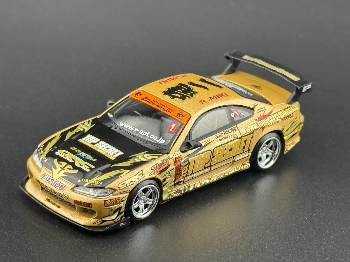 MINI GT Nissan Silvia S15 ゴールド MINI GT Nissan Silvia (S15) Rocket Bunny Bronze Yellow / No