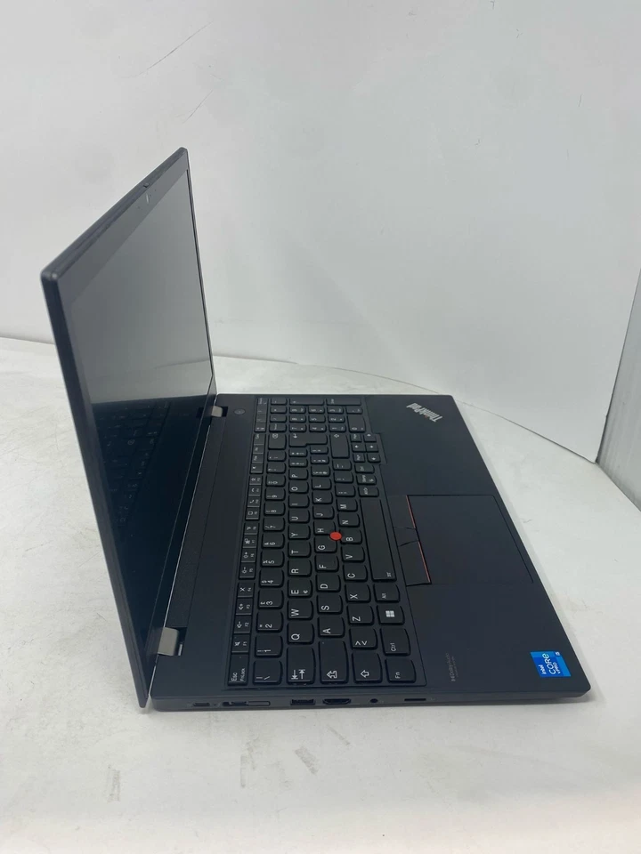 Lenovo ThinkPad T15 G2 · i5-1135G7 · 16GB · 256GB, foto 2 di 4