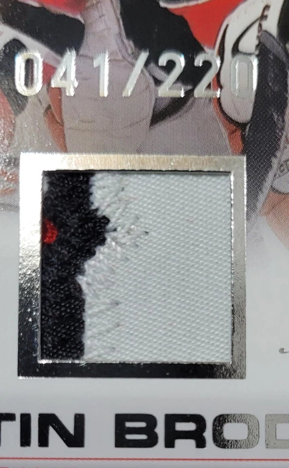 MARTIN BRODEUR 2003 PACIFIC PRISM PLATINUM SILVER MCDONALD’S  PATCH CARD 41/220 - Image 3 of 4