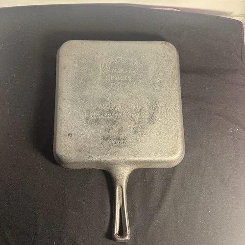 Vintage Wagner Ware Sidney O Cast Iron Bacon and Egg Breakfast Skillet 1101 B