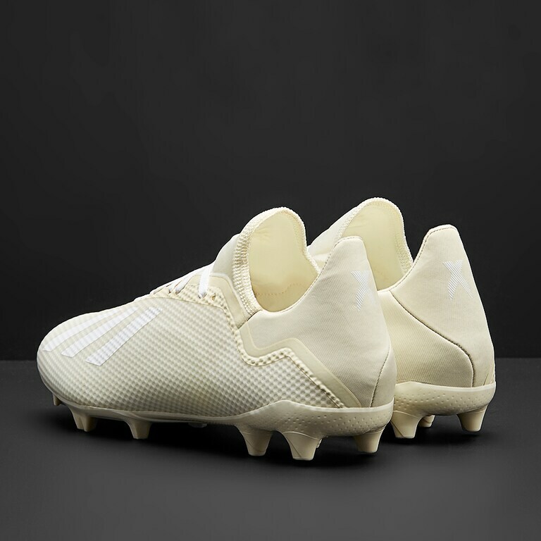 scarpe calcio off white