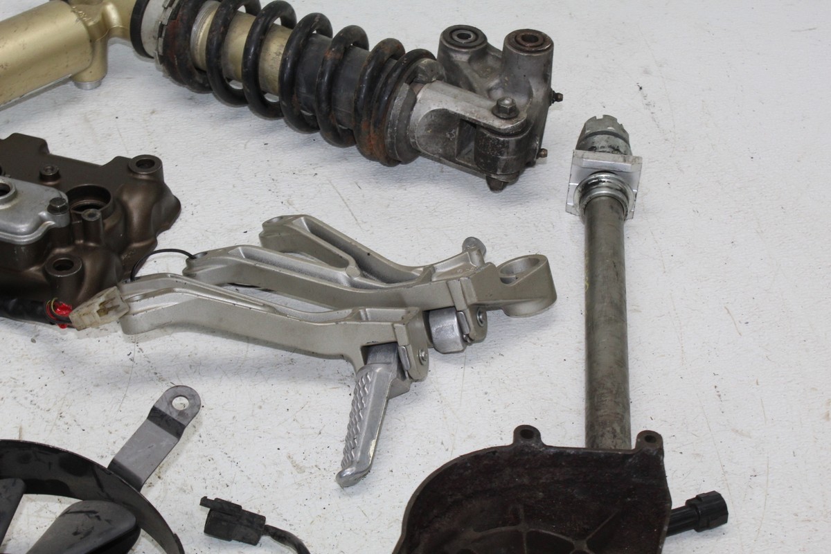 98-99 KAWASAKI NINJA ZX6R PARTS AND HARDWARE LOT | eBay