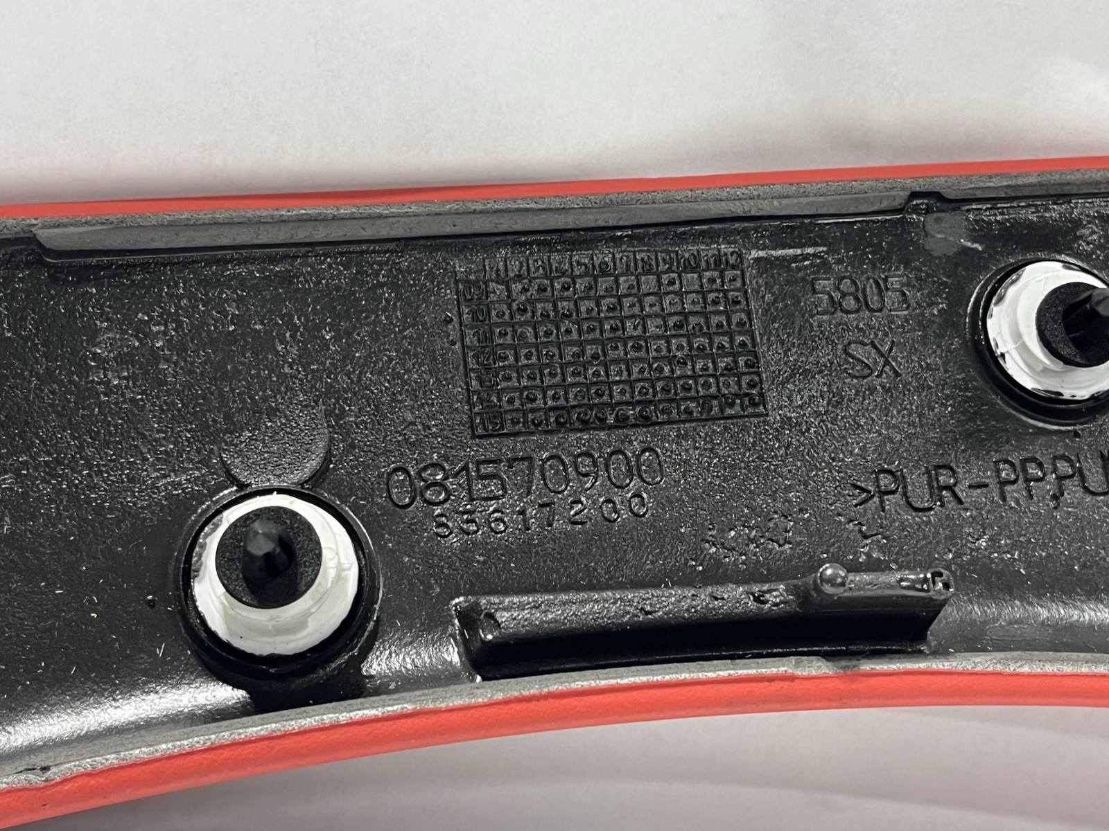10-15 Maserati GranTurismo M145 Convertible Left Seat Belt Cover Trim RED OEM