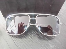 SAMA eyewear sunglasses model COMBUSTION-11 in PLATINUM color