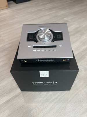 Universal Audio Apollo Twin X QUAD Gen 2 w/ Box, PSU & Thunderbolt Cable
