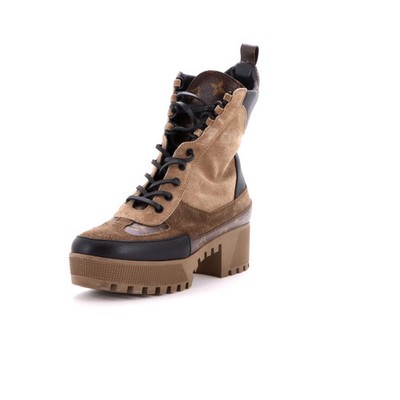 Louis Vuitton Women's Laureate Platform Desert Boots Leather with Suede