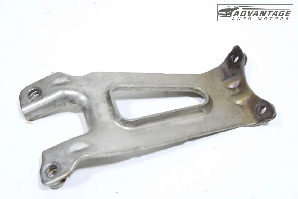 Chevrolet Camaro 2016-2023 2,0 L turbo motor escape colector soporte OEM Foto 3 de 4