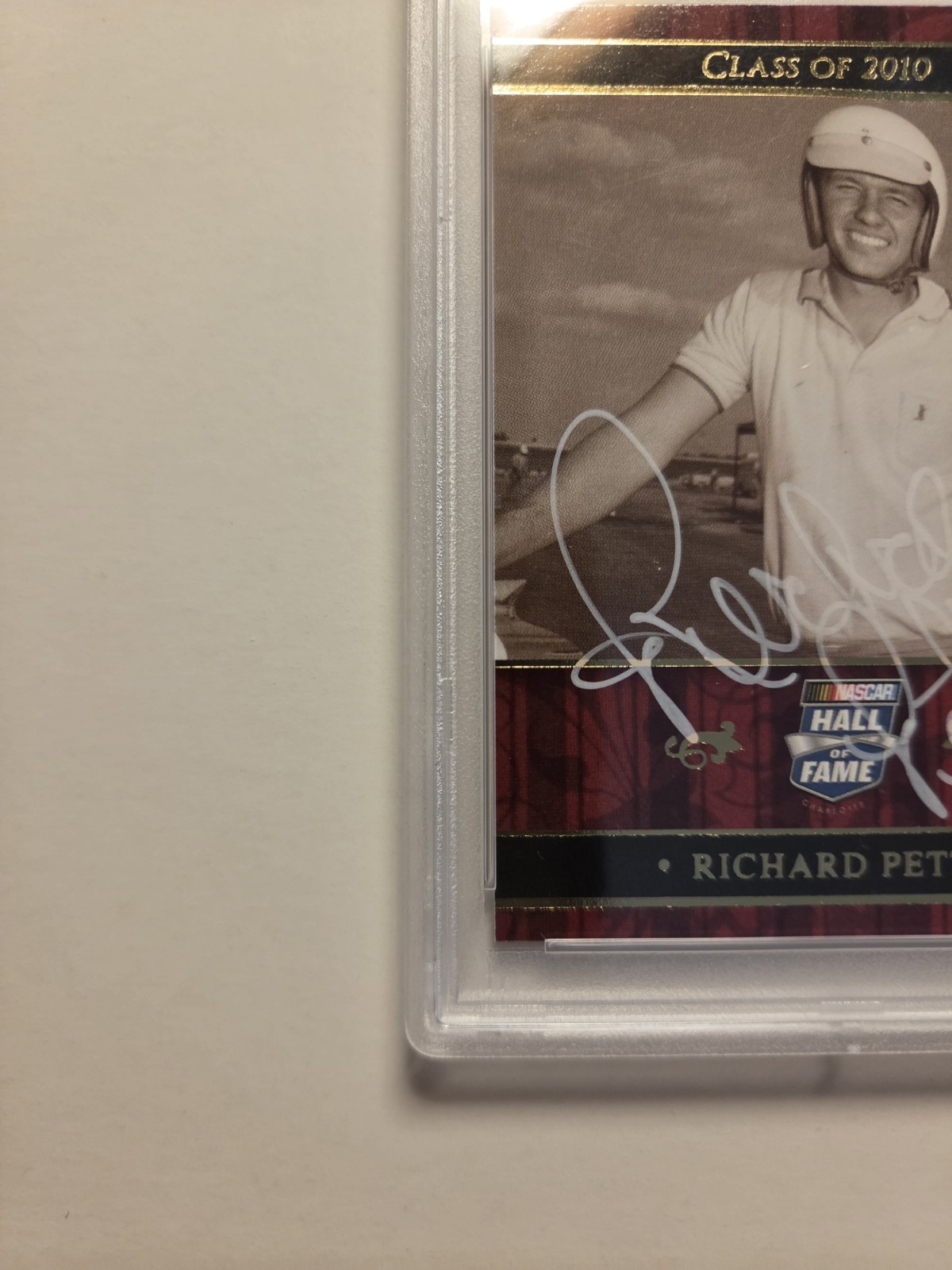 RARE Richard Petty 2010 Press Pass Hall of Fame PSA Authenticated Autograph Card view 7