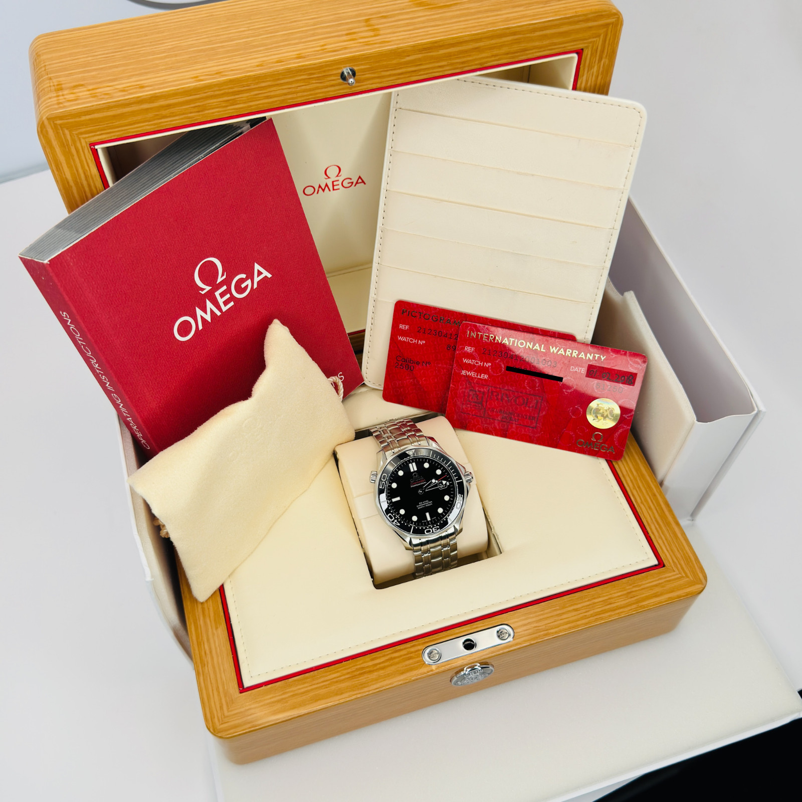 Omega Seamaster Diver 300 M – Ref. 212.30.41.20.01.003 – 41mm Stainless Steel image 2