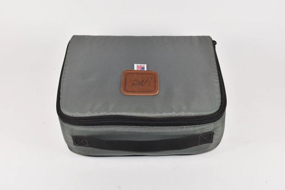 Tornillo de atar moscas ABEL Supreme estuche original limpio vintage cobre latón acero inoxidable Foto 2 de 4