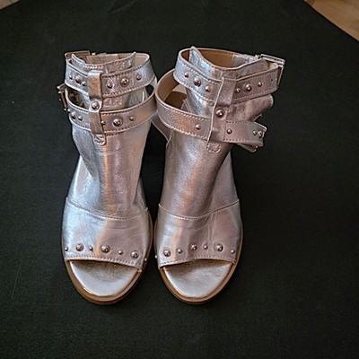 Topshop Silver Metallic Studded Gladiator Block Heel Sandals EU36/US6 Gently Use