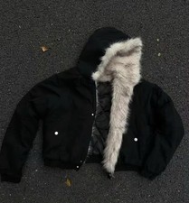 Women's Black Short Puffer Jacket Faux Fur Hood Snap  Zipper Closure