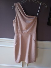 PARTY SPARKLING ONE SHOLDER DRESS SIZE: 4 BY: VINCE CAMUTO