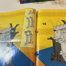 LEGO 6077 Forestmen's River Fortress Complete W/ Instructions Vintage