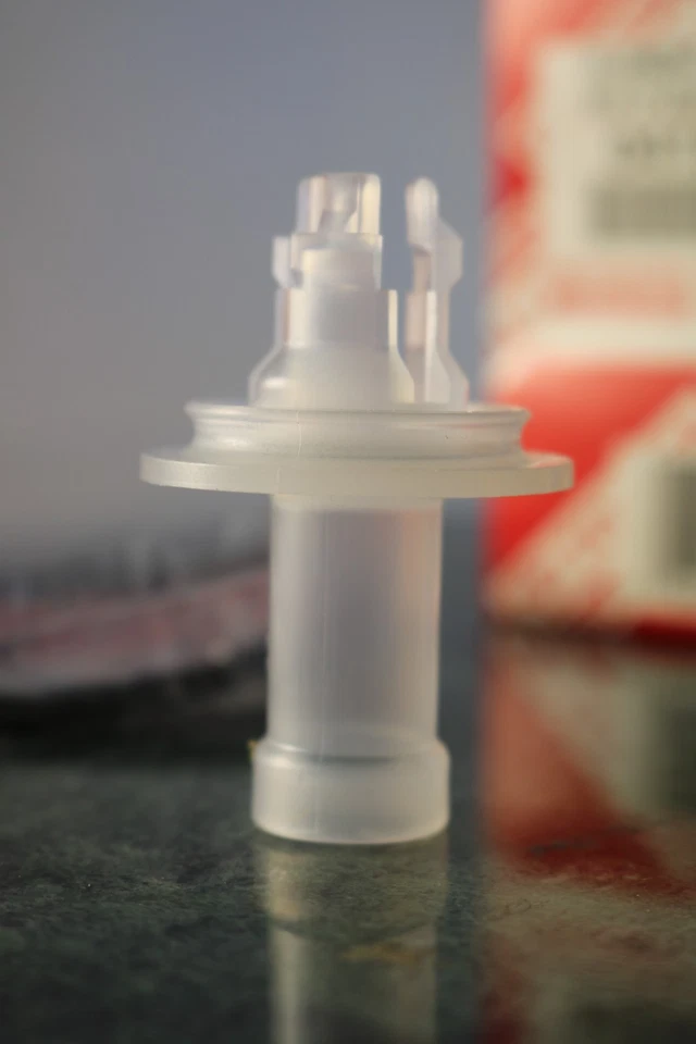 FILTRO DE ACEITE DE FÁBRICA LEXUS 2007-2023 ES350 (04152-YZZA1) Foto 3 de 4