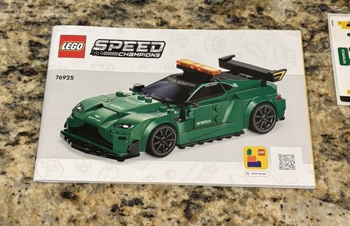 LEGO Speed Champions ASTON MARTIN Vantage Safety Car Set 76925 New ONLY - Picture 3 of 5