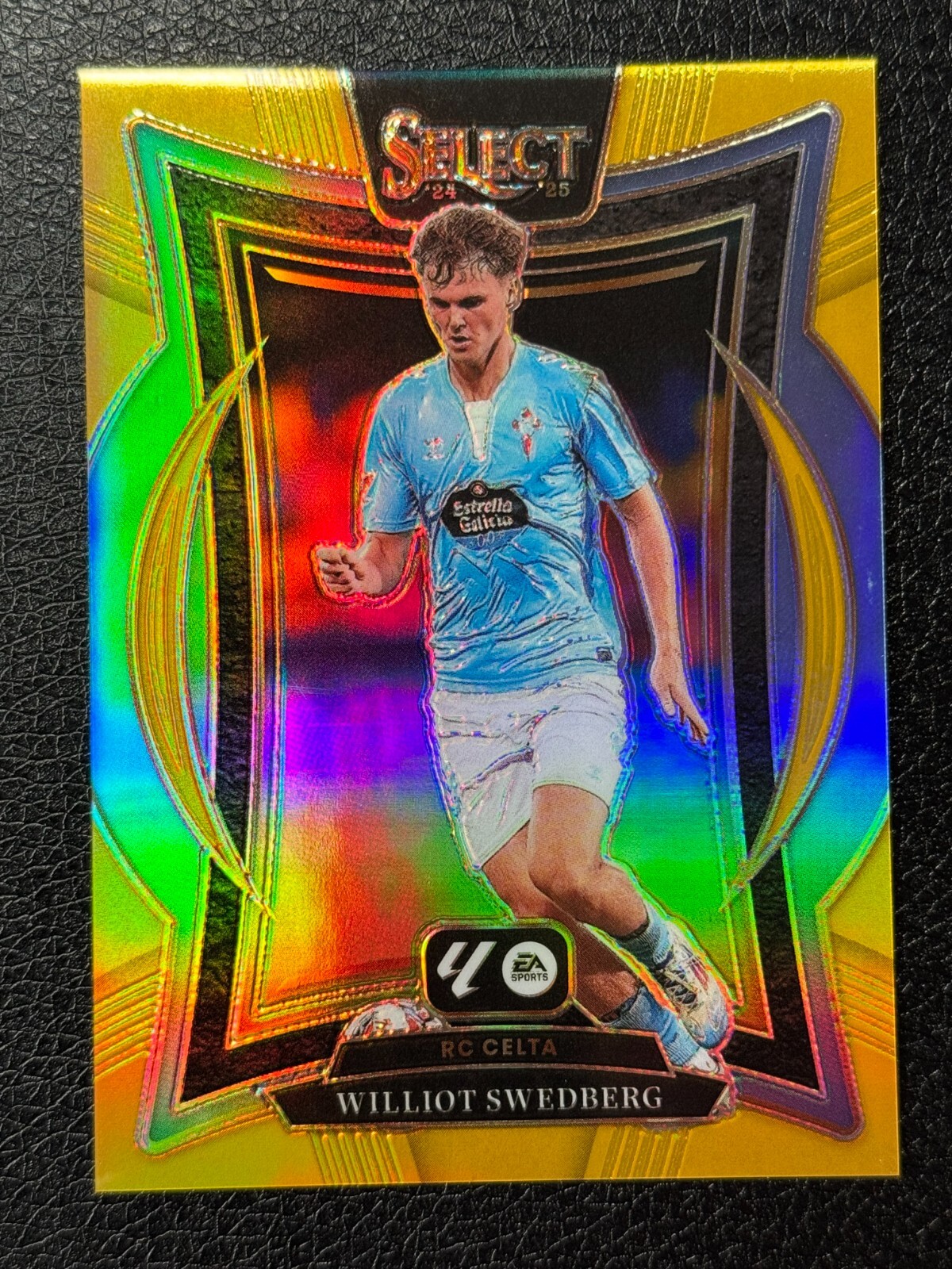 Panini 24-25 Select Soccer La Liga Celta Williot Swedberg Gold /10