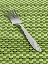 WMF Rostfrei WMF155 Stainless Fish Fork Glossy Engraved Fish Flatware B153WU