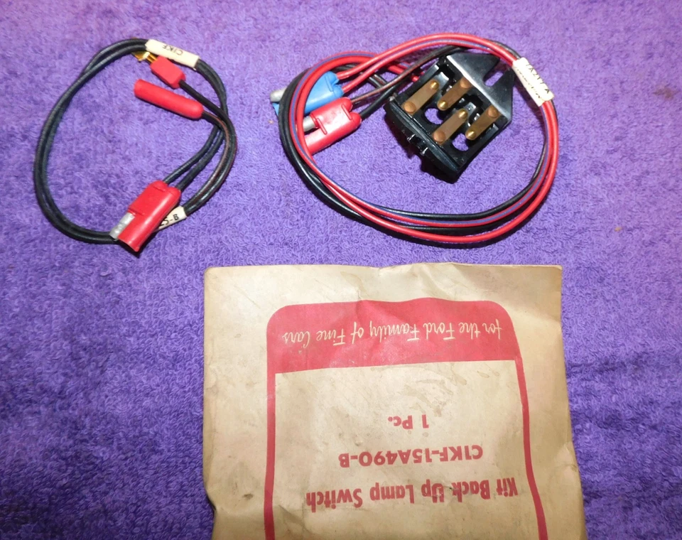 1960 1961 1962 Mercury Comet Custom S-22 Nuevo de Lote Antiguo Interruptor de Lámpara de Respaldo A/T Foto 2 de 3