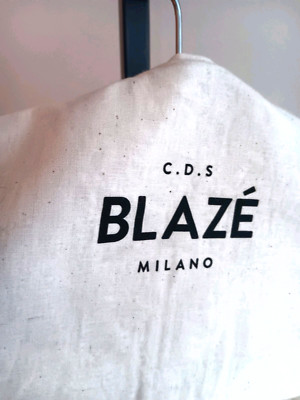 Blaze Milano Designer Garment Bag Full Zippered Ivory Cotton 38'' Length NWOT