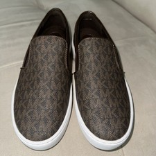 MICHAEL KORS Keaton Women's Logo Print Coated Canvas Slip On Sneakers Brown Sz 5