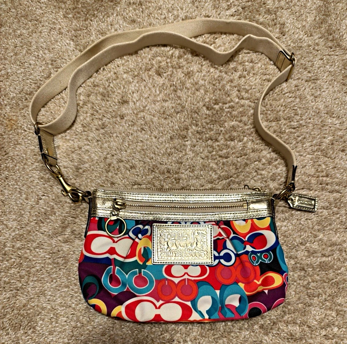 Coach Poppy Zip Bags & Handbags for Women Just Listed 2026
