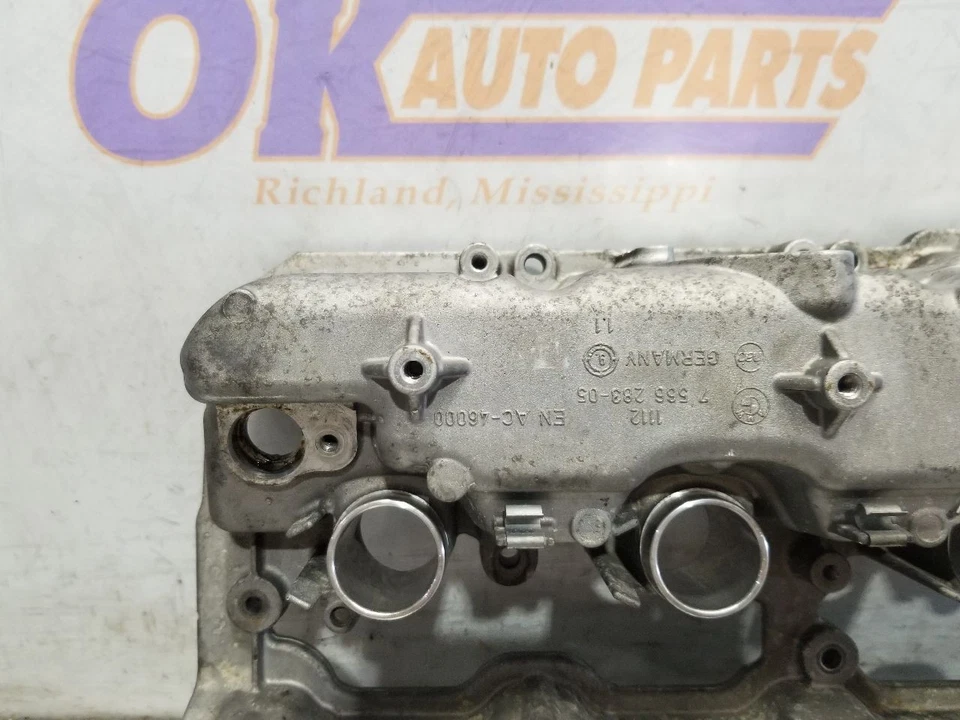 10 BMW 550I GT 2010 4,4 L pasajero cubierta válvula derecha Foto 3 de 4