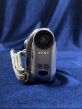 Sony Handycam DCR-HC32E Works