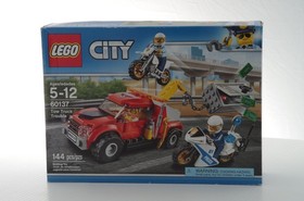 🧱LEGO 60137 Tow Truck Trouble NEW+SEALED City Police Set NIB
