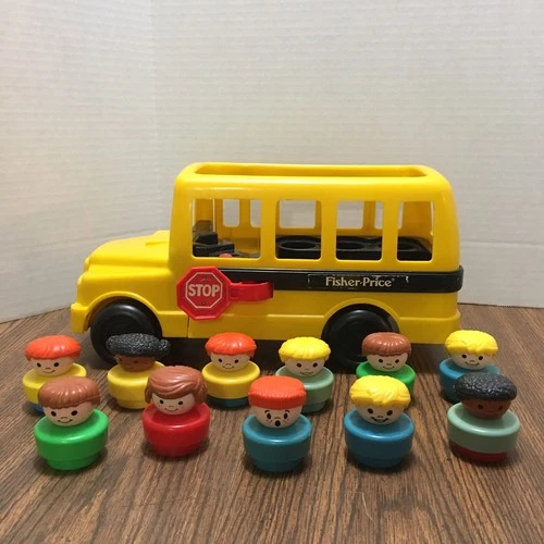 1991 Fisher-Price Little People School Bus #2372 with 11 Chunky Figures Vintage