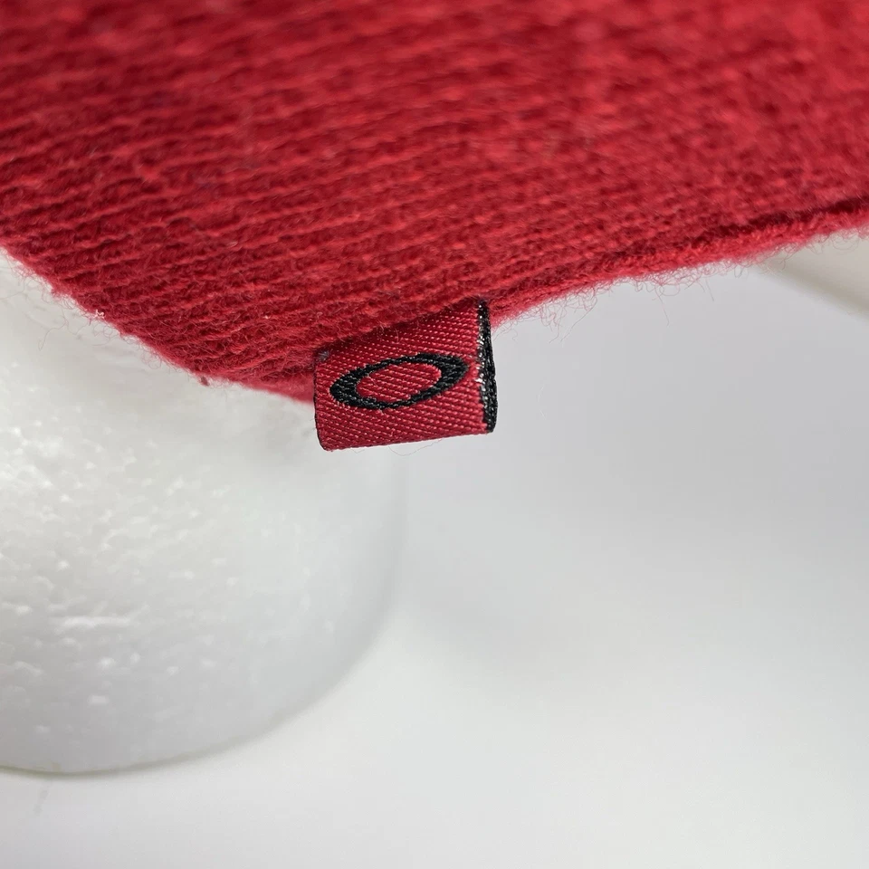 Vintage Oakley Red Knit Beanie Hat Cap Logo Acrylic Y2K Classic - Image 2 of 4
