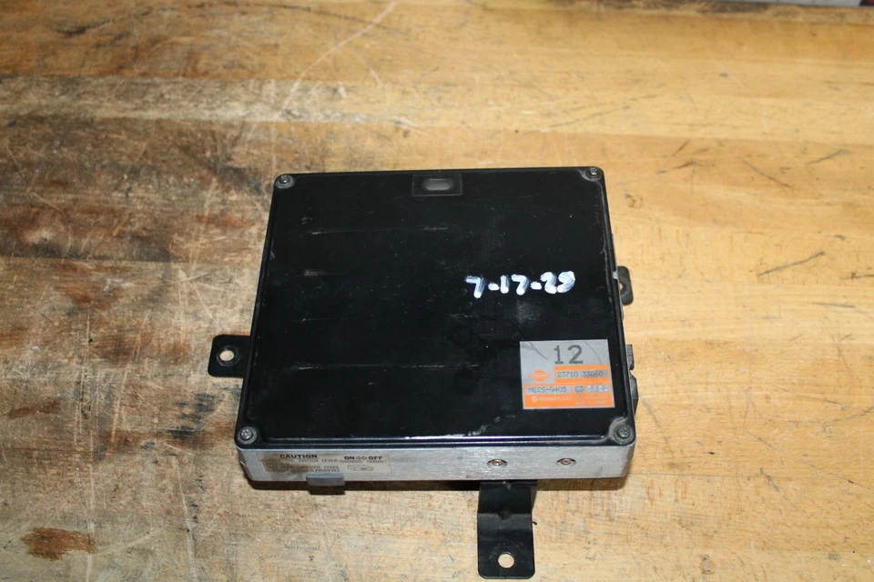 1988 Nissan Pathfinder 3.0L M/T 4×4 Engine Computer MECS-G405 - Image 2 of 4