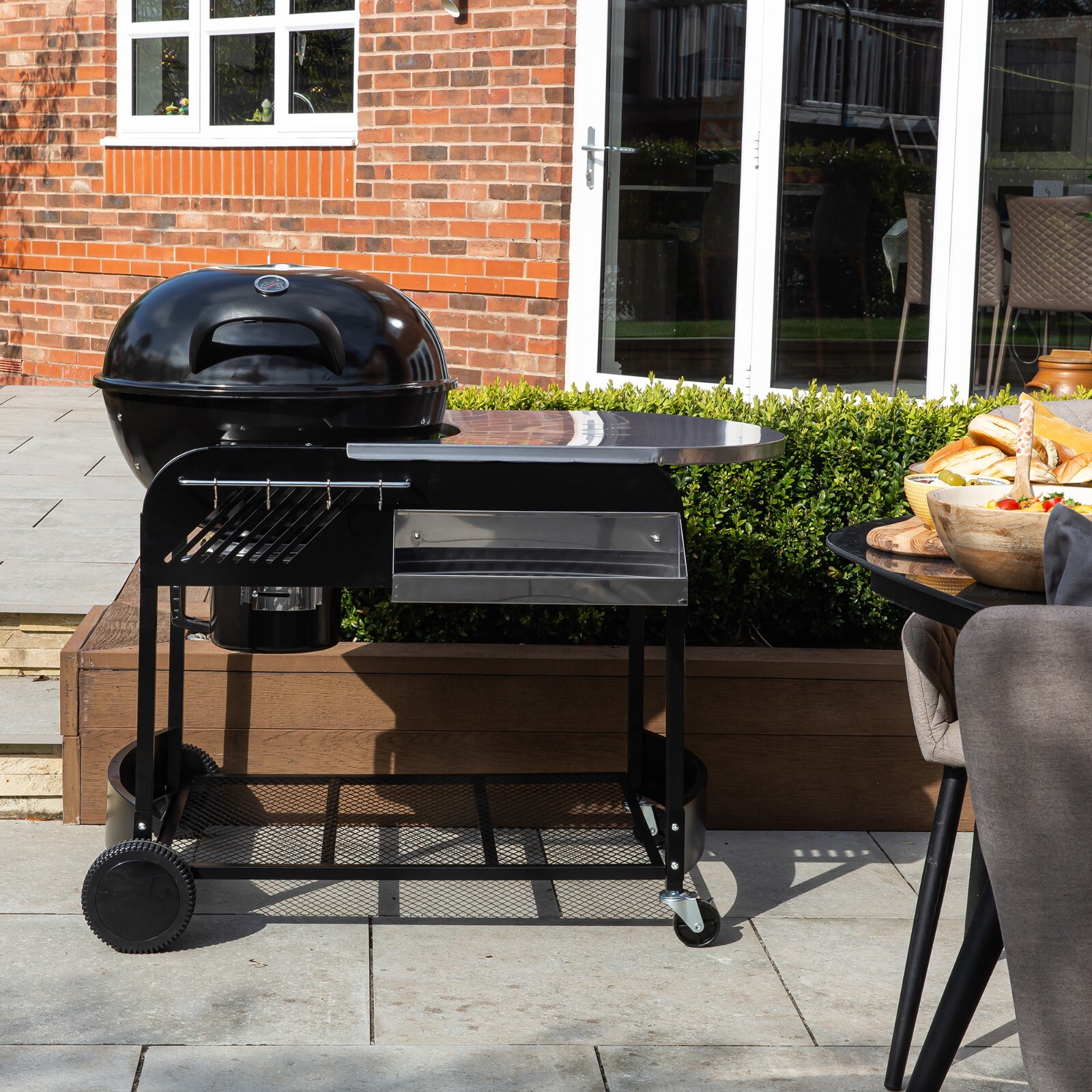 Zanussi Kettle Charcoal BBQ Black Portable with Trolley and Cover ZCBBQ22TKC eBay