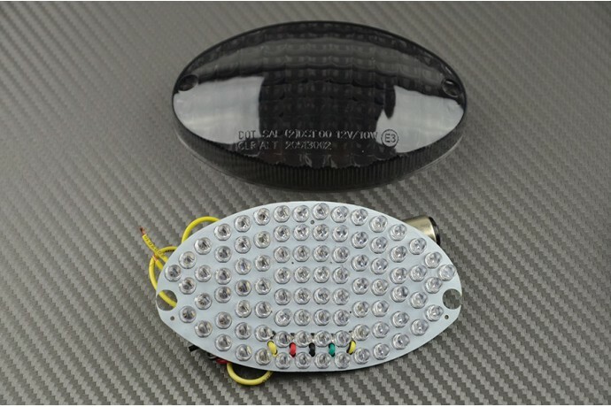 Feu arriere LED fume avec clignotants integres pour Buell XB9SX