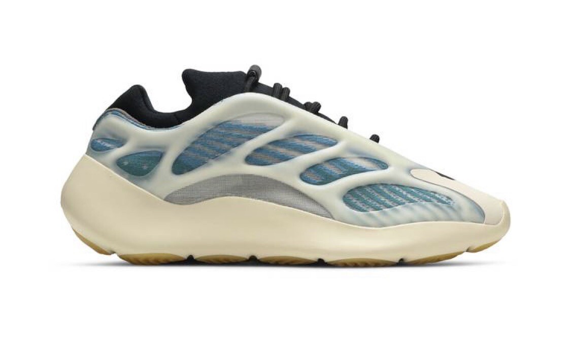 完売モデル‼️ adidas YEEZY 700 Brand New Adidas Yeezy Boost 700 V3 Kyanite Blue Tint/Sail