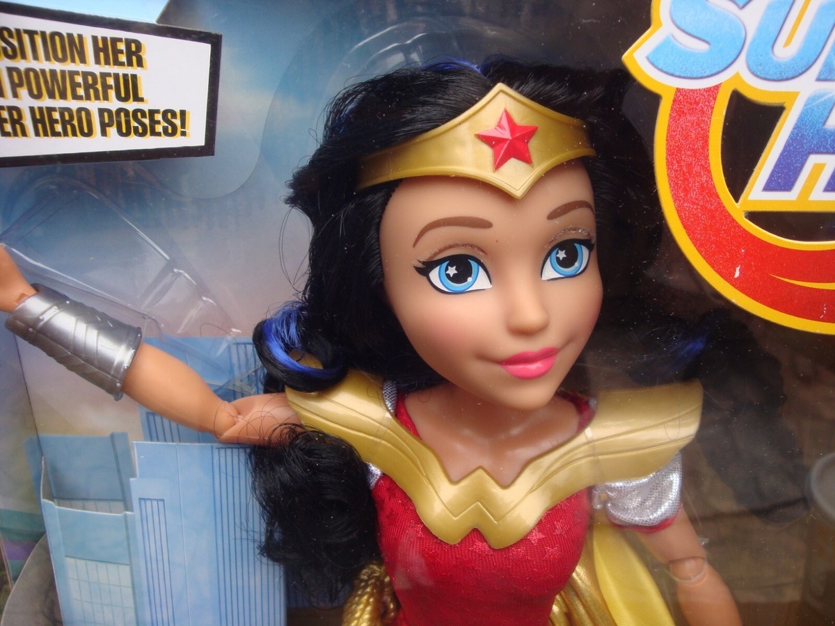 DC Comics Super Hero Girls Wonder Woman 18