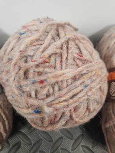 Mixed Lot Vintage Wool Yarn Reynolds Lopi, Patons Super Wool, Red Heart, 4 Lbs - Picture 2 of 15