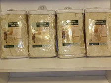 4 NEW Dining Room Armless CHAIR COVERS  Jacquard fabric Bed Bath Beyond