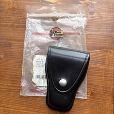 Don Hume C 303 Black Plain Leather Handcuff Pouch w/ Nickel Snap