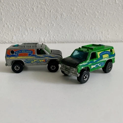 VINTAGE WHEELS BLACKWALL BAJA BREAKER HONG KONG 1977 Set Of 2 Green Ford Van