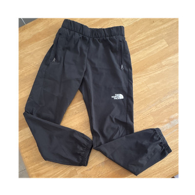 Youth Small (7/8) The North Face Flashdry Jogger Pants with zippered pockets.
