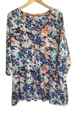 Chicos Tunic Blouse Sz 3 XL Colorful Abstact Art Knit V Neck Side Vent Slits
