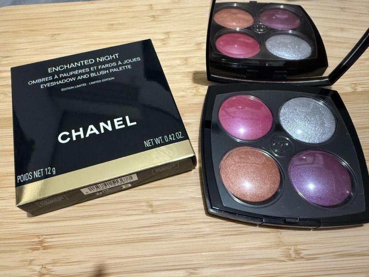 CHANEL ENCHANTED NIGHT Eyeshadow & Blush Palette Holiday CHANEL ENCHANTED NIGHT Eyeshadow & Blush Palette Holiday