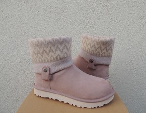 saela ugg