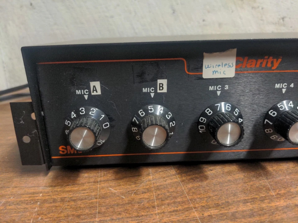 Vintage Valcom Clarity SM5 Mixer Pre-amplifier Preamp - Powers On But Untested - Image 3 of 4