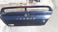 Trunkhatchtailgate With Spoiler 3 Pedestal Mount Fits 02-03 Lancer 822629